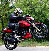 TVS Apache RTR 200 4V