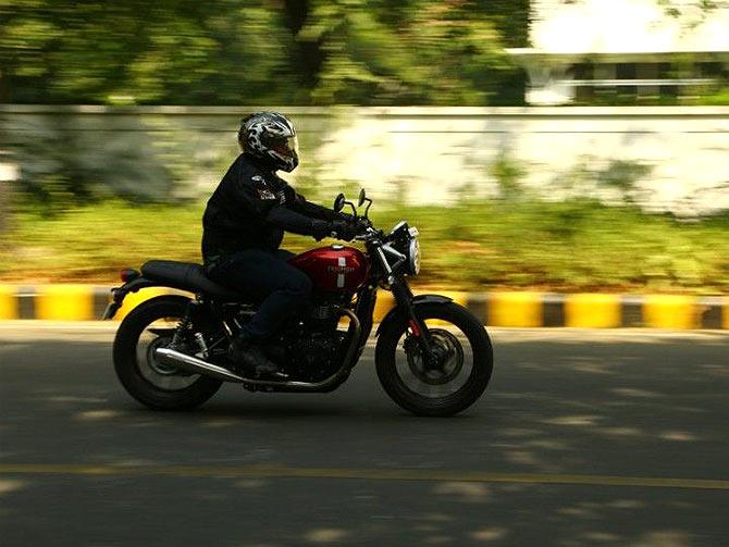 Triumph Bonneville Street Twin