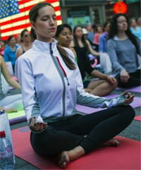 Yoga Or Gym? What's Better For Weight Loss? - Rediff.com