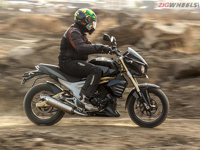 mahindra mojo adventure