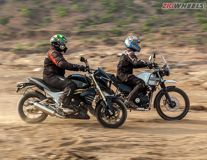 Royal Enfield Himalayan vs Mahindra Mojo