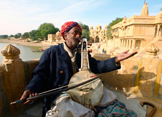 Gadisar lake rajasthan 