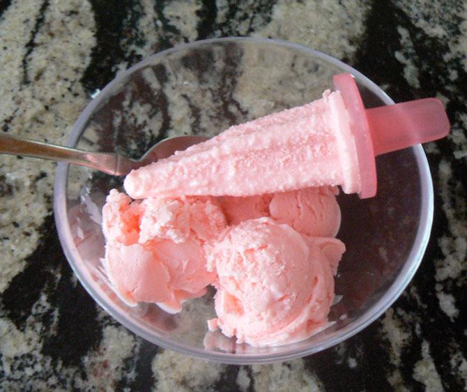 Rose petal kulfi