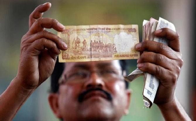 Chat@2: How will the Rs 500 and Rs 1000 notes ban affect you?