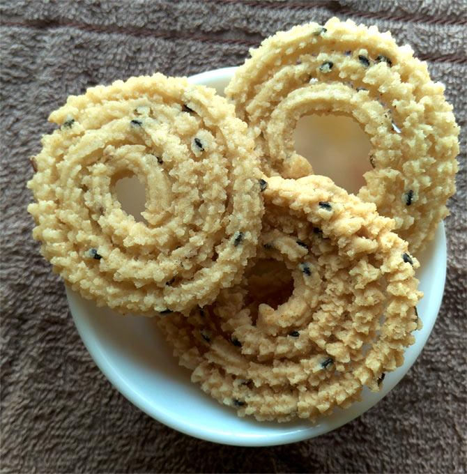 Butter Chakli