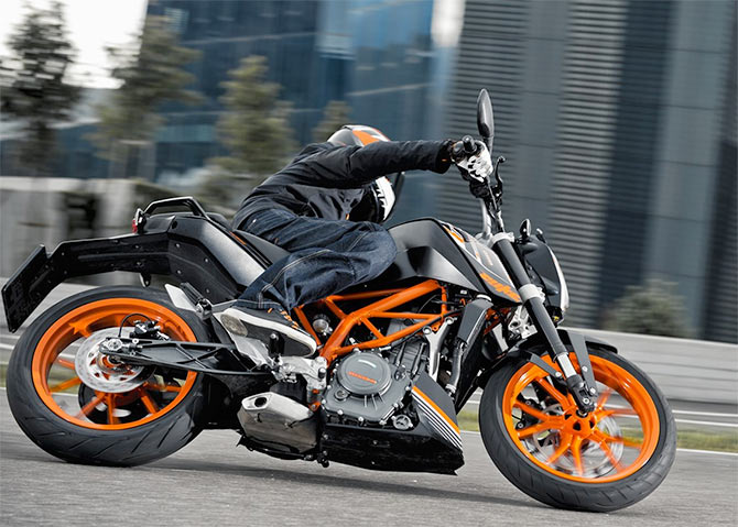 2017 KTM Duke 390: What's new?