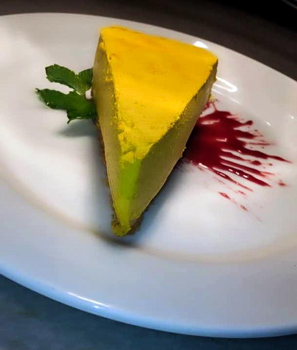 baked mango cheesecake