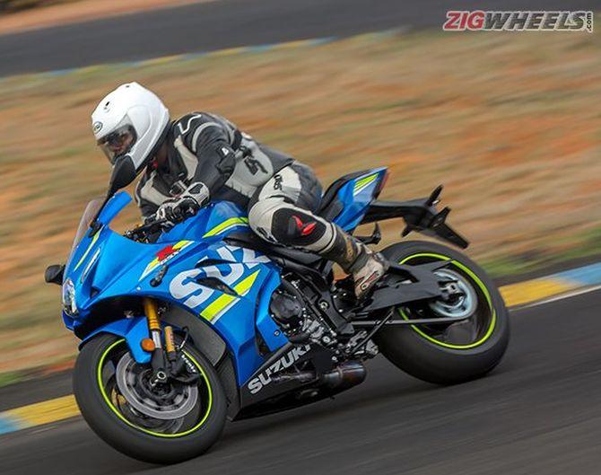 2017 Suzuki GSX-R1000 and GSX-R1000R