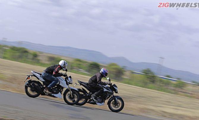 Bajaj Pulsar NS 200 against the TVS RTR 200