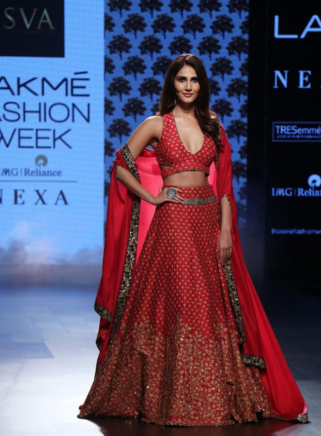 Vaani Kapoor Lakme Fashion Week showstopper bridal lehenga