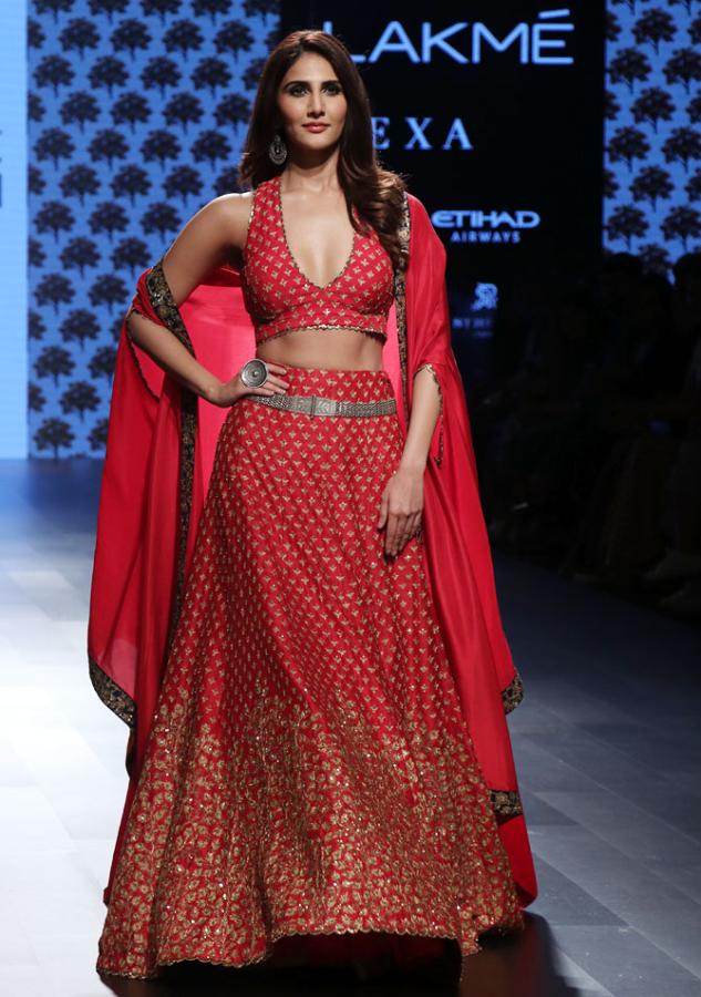 Vaani Kapoor Lakme Fashion Week showstopper bridal lehenga