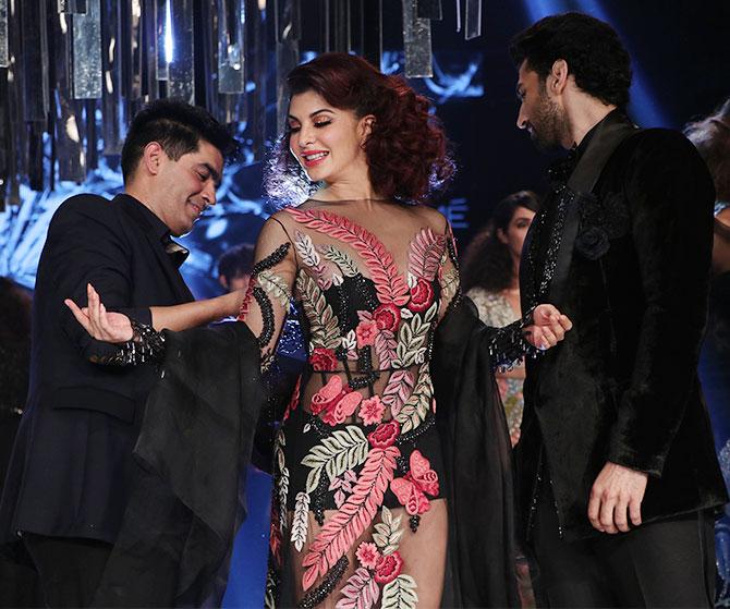 Jacqueline Fernandez showstopper Manish Malhotra