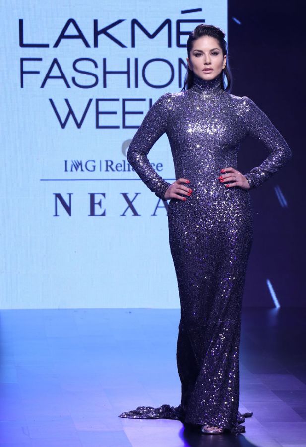 Sunny Leone Splash India Lakme Fashion Week
