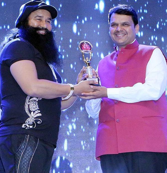 Dera Sacha Sauda Gurmeet Ram Rahim Singh Devendra Fadnavis BJP