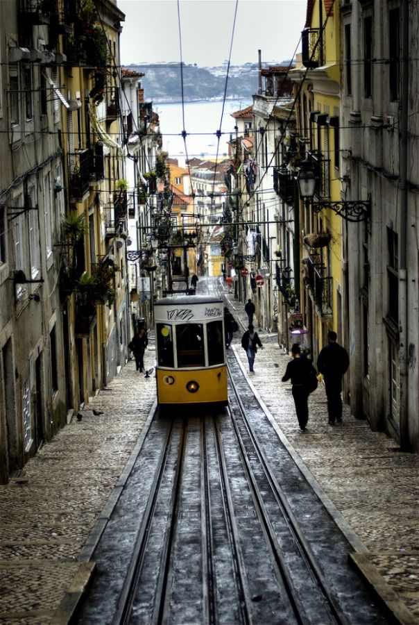 Lisbon tram alfama