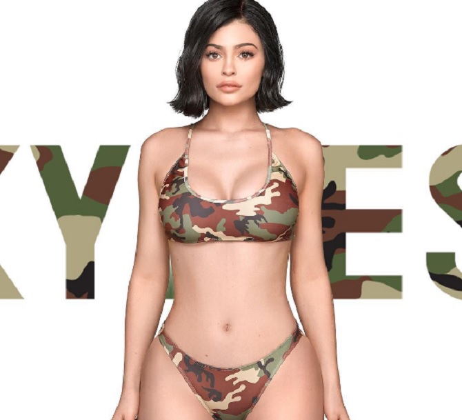 kylie jenner hot bikini