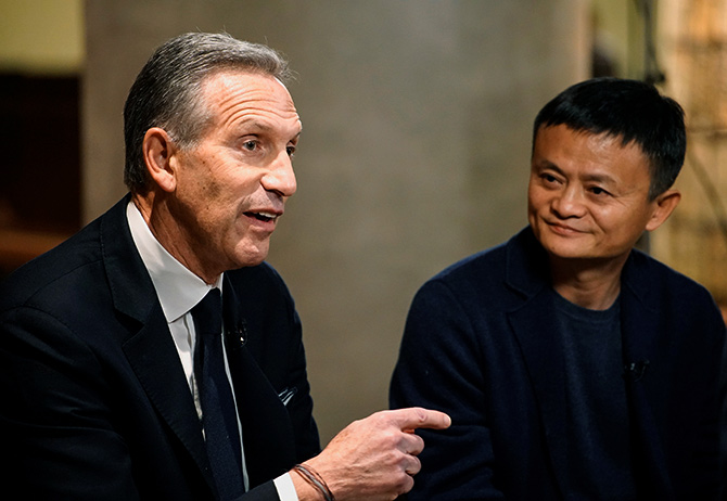 Howard Schultz with jack Ma at Shanghai Starbucks