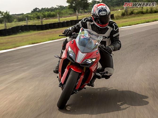 TVS Apache RR310