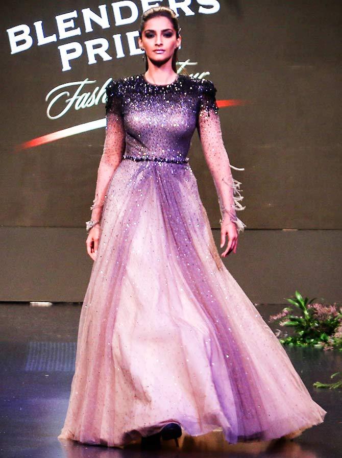 Blenders Pride Tarun Tahiliani Sonam Kapoor