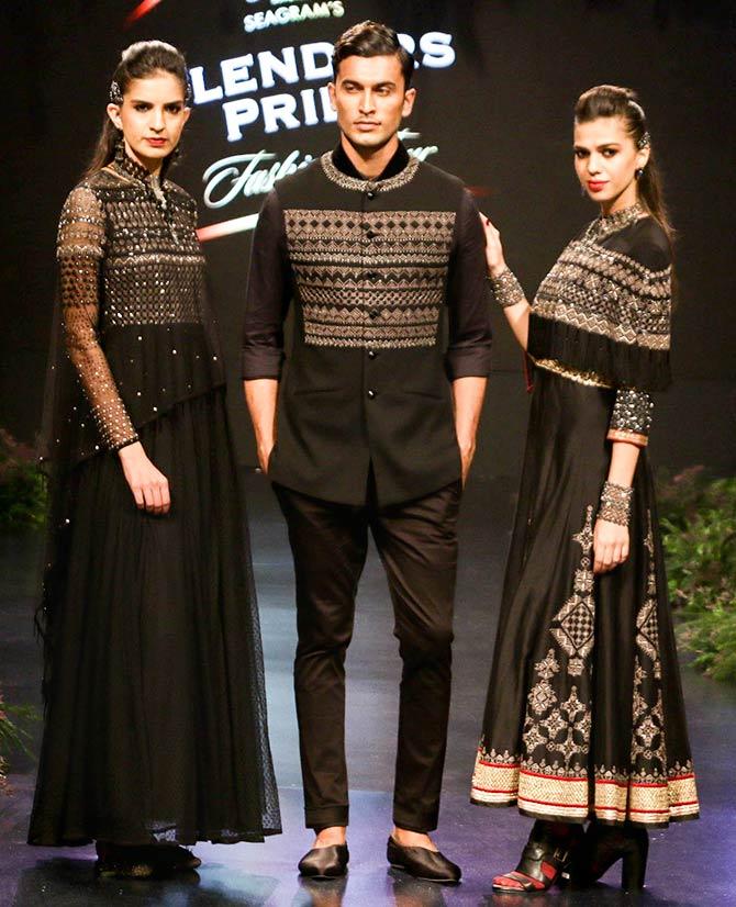 Blenders Pride Tarun Tahiliani Sonam Kapoor