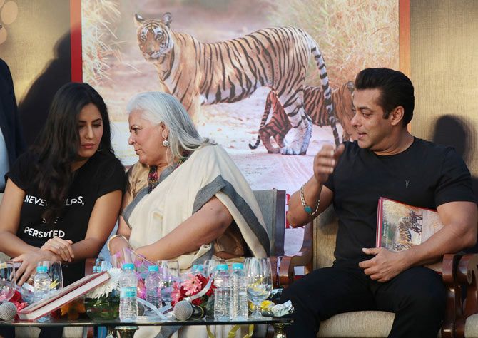 Katrina Kaif, Bina Kak and Salman Khan