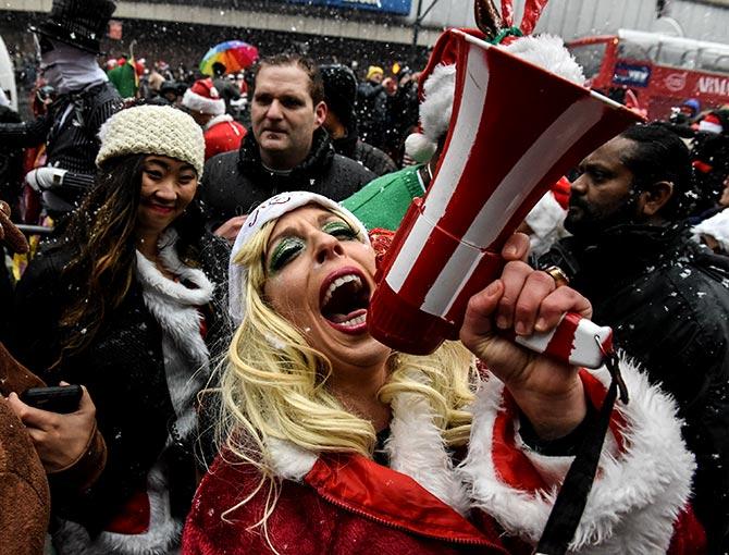 SantaCon Santa Bar Crawl Christmas party