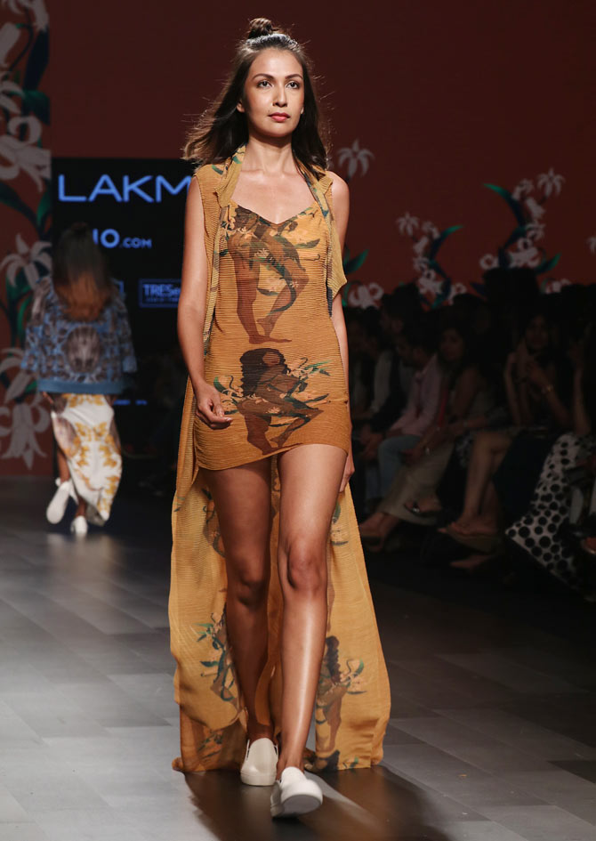 Farah Sanjana collection at Lakme Fashion Week Summer/Resort 2017