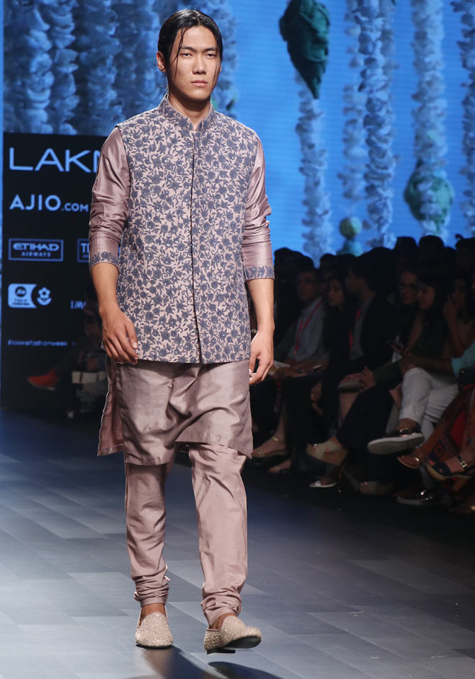 Sonam and Paras Modi collection at Lakme Fashion Week Summer/Resort 2017