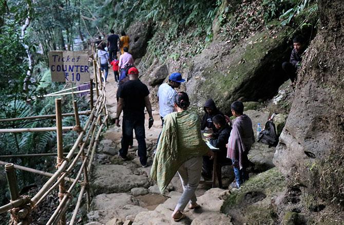 Tickets to the root bridge