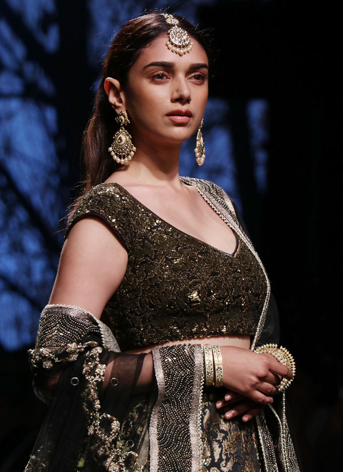 Aditi Rao Hydari in Mayyur Girotra – South India Fashion | Fashion, Indian  designer wear, India fashion