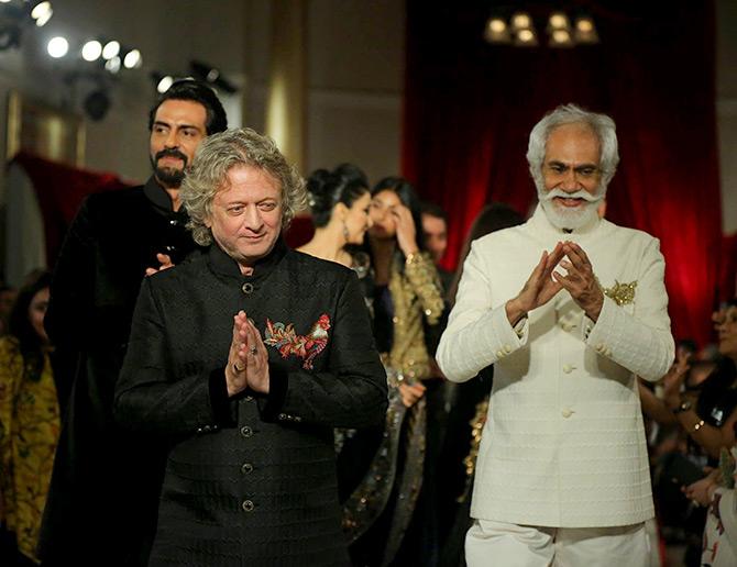 Rohit Bal fashion show