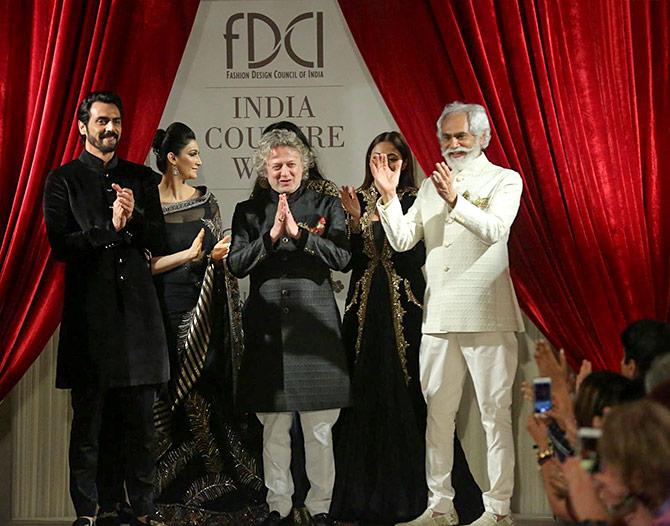 Rohit Bal fashion show