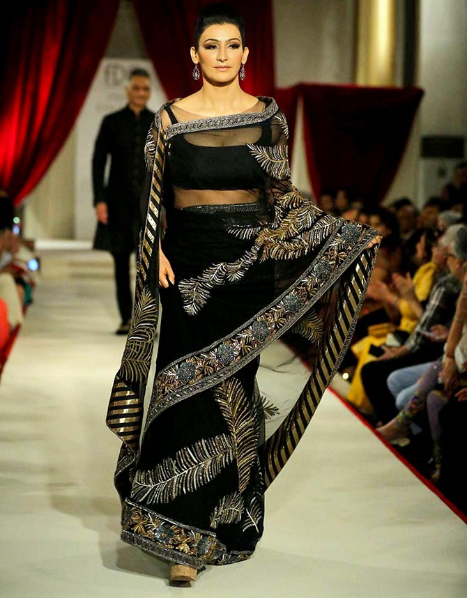 9 sexy ways to rock the sari - Rediff.com Get Ahead