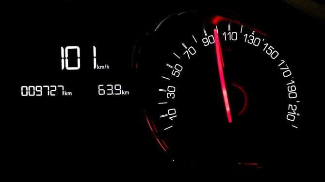 10 ways you can reduce car braking time