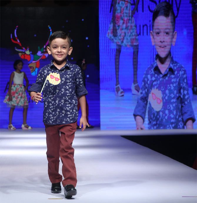 Junior's Fashion Week
