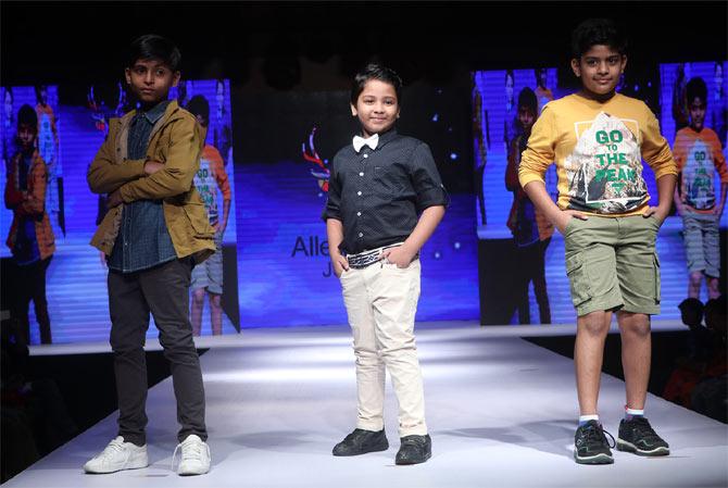 Junior's Fashion Week