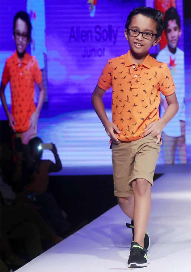 Junior's Fashion Week