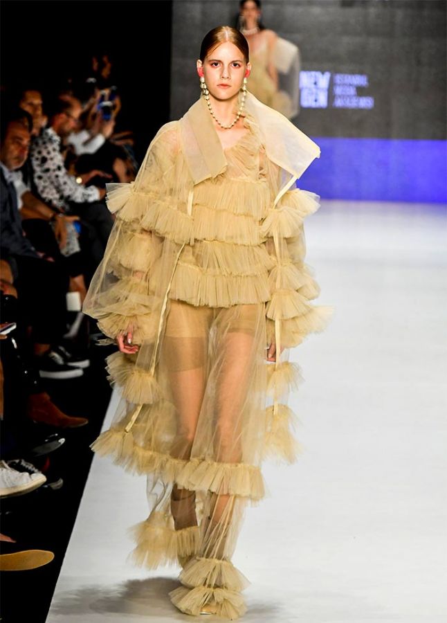 Haute or not? Bold, outrageous styles fresh off the runway - Rediff.com ...