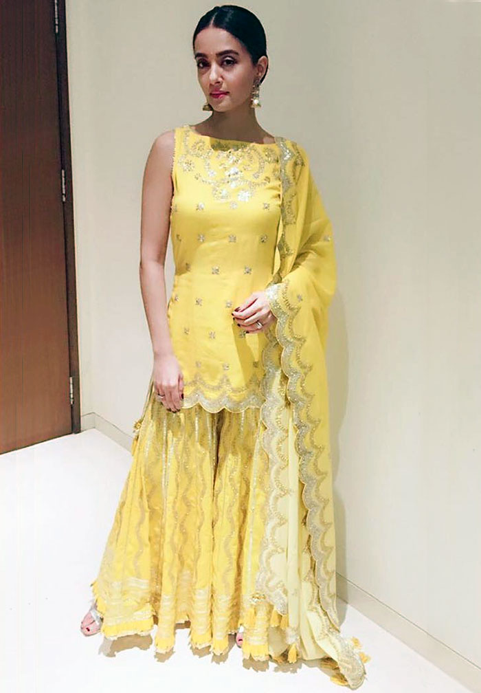 Colour of the day: How to wear yellow this Navratri - Rediff.com Get Ahead