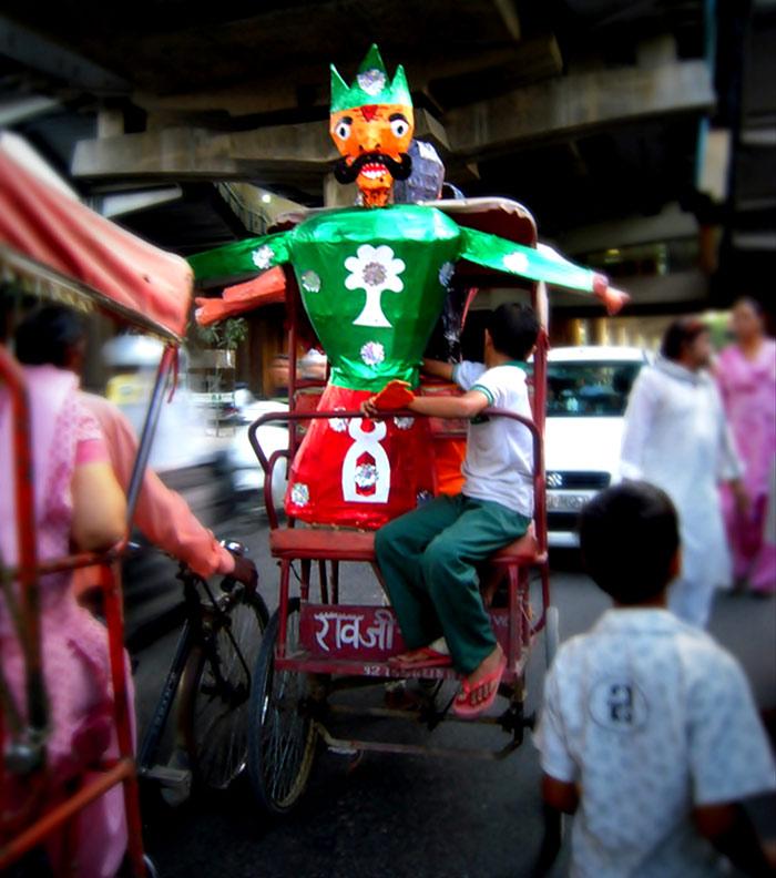 Transporting a Ravan