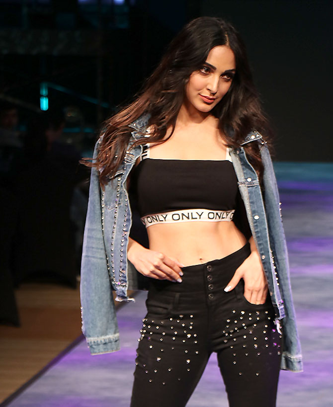 Game, set, match! Kiara serves her sexiest style on the ramp - Rediff