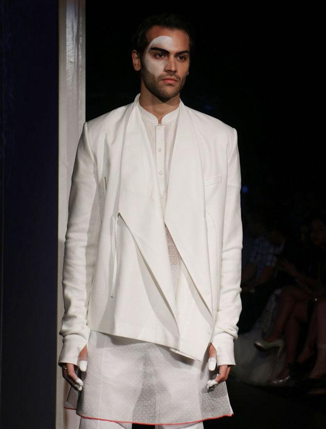 Rajkumar Rao walks for Rajesh Pratap Singh