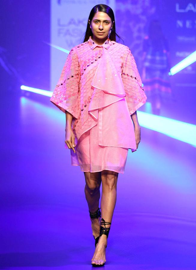 Kangana walks for Pankaj and Nidhi