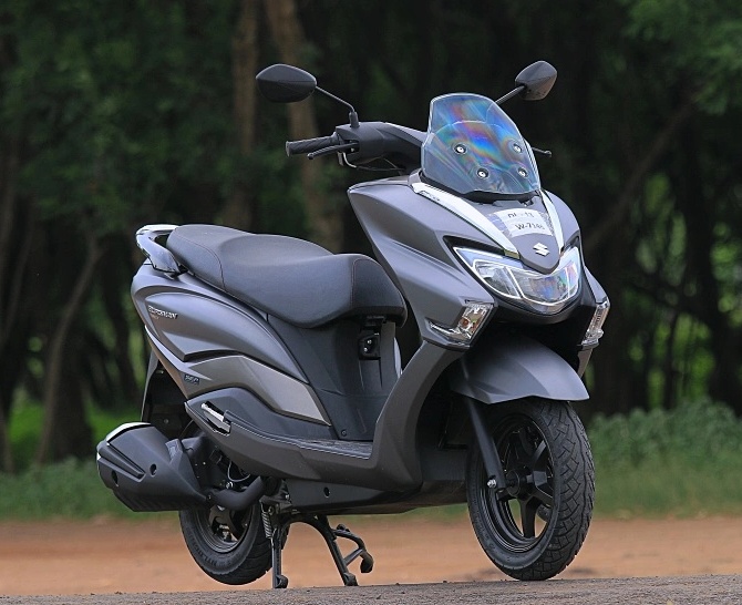 Review: Is the Suzuki Burgman Street better than the Access 125? -  Rediff.com