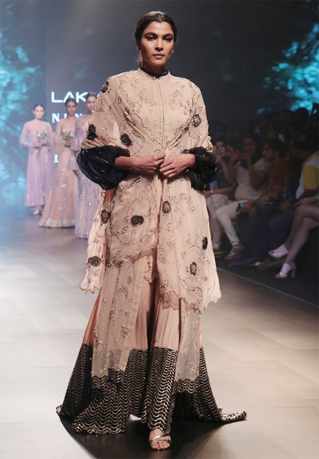 Sushmita Sen Kotwara Lakme Fashion Week