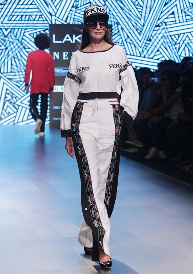 Rahul Khanna walks for Narendra Kumar