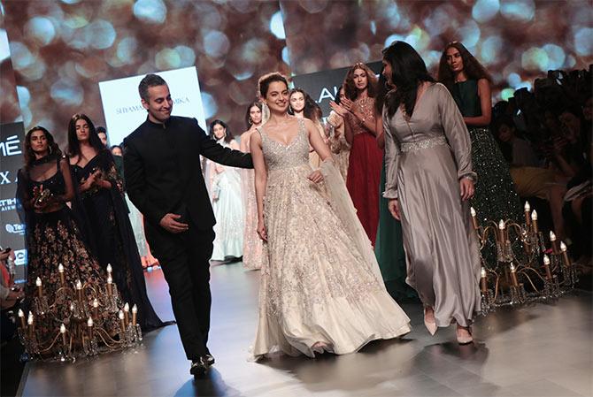 Kangana Ranaut Shyamal Bhumika Wonderland Lakme Fashion Week