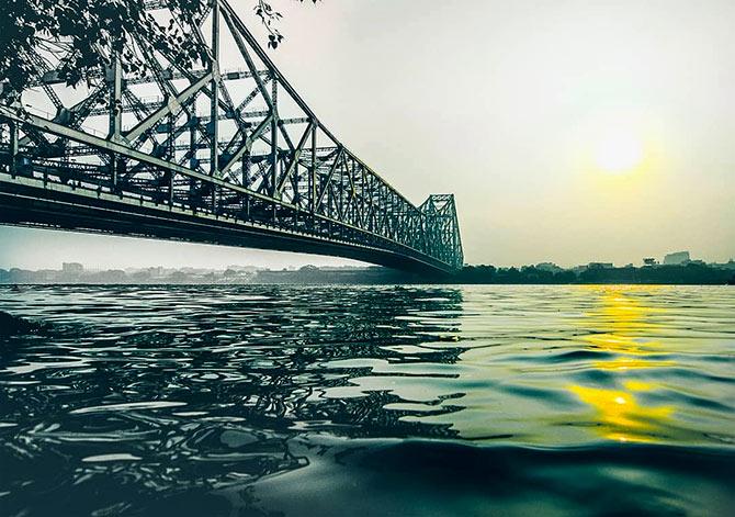 Howrah bridge 75 years