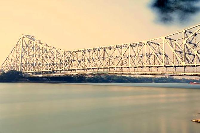 Howrah bridge 75 years