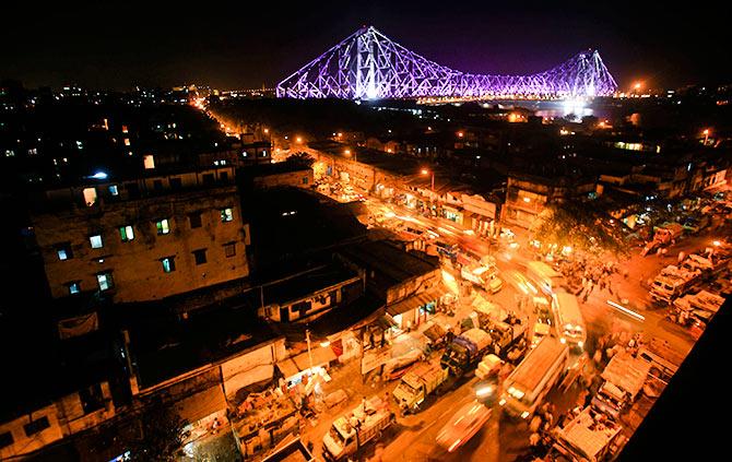 Howrah bridge 75 years